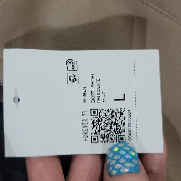 Forever 21 pleather skirts - Picture 3 of 4